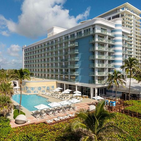 The Singer Oceanfront Resort, Curio Collection By Hilton Riviera Beach Bagian luar foto